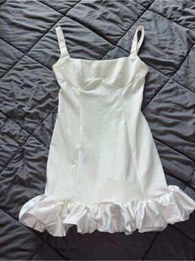 White Ruffle-Hem Mini Dress with Sweetheart Bodice